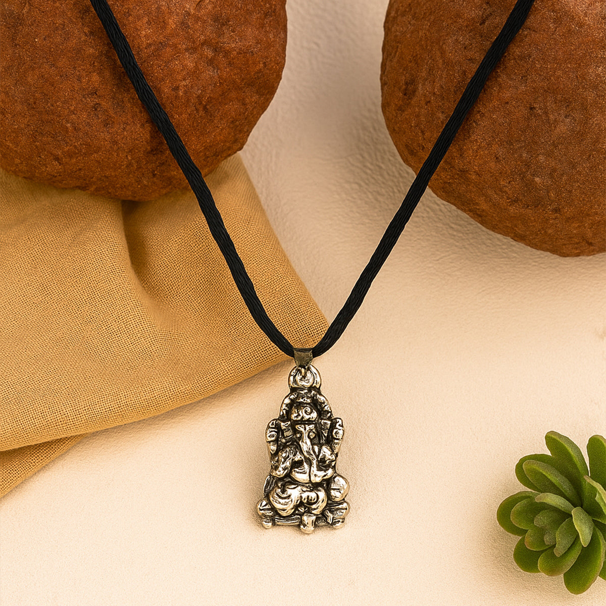 Ganesh Chaturthi Jewellery Ideas: Ganesh Pendant & Spiritual Jewellery for Women