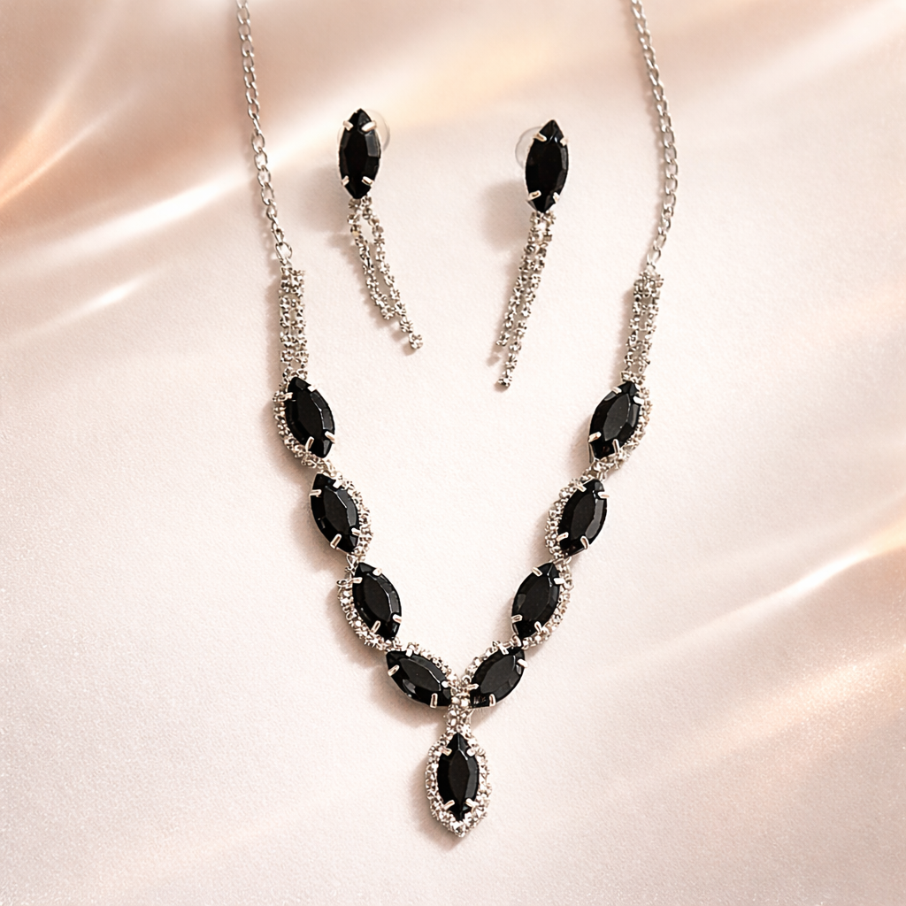 Zircon Stone Studded Necklace Set