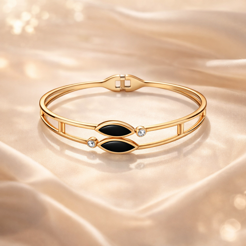 Stylish Women Golden Chic Bracelet