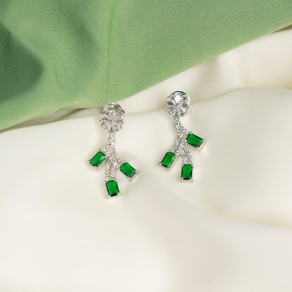 AD Green Fashionable Necklace Set